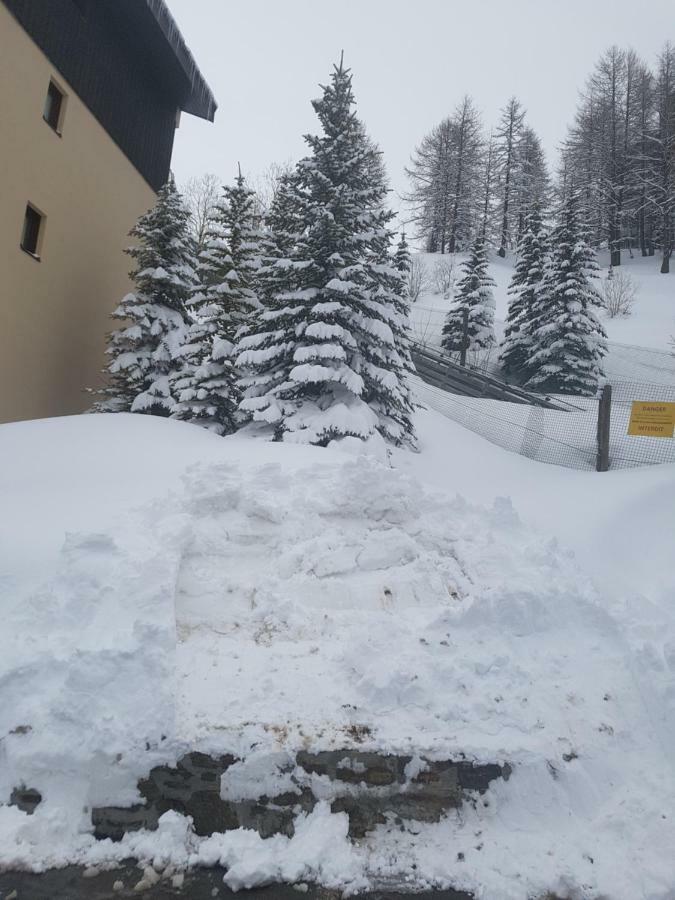 伊索拉2000白雪前沿公寓 外观 照片